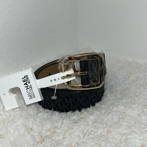 Michael Kors Stylish Black Belt with Gold Buckle - Picture 10 of 12